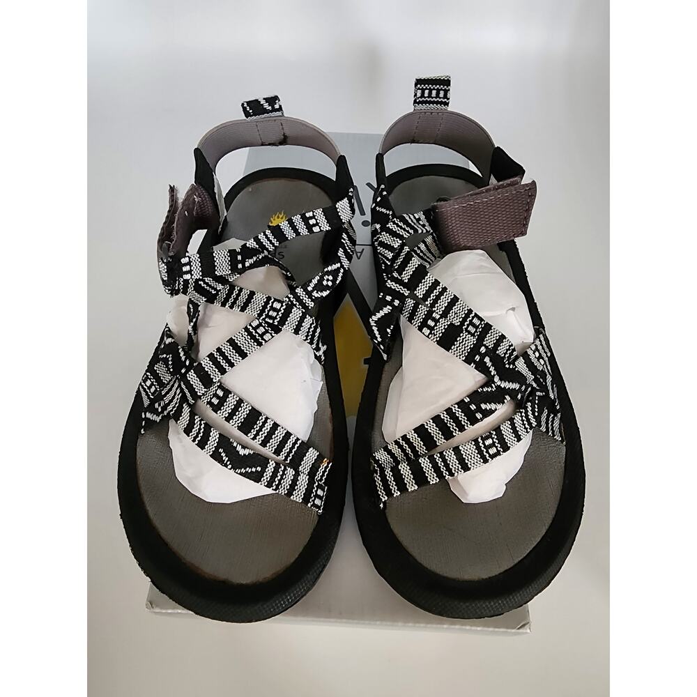 Volatile Kids Size 12 Black Kiwis Strappy Adjustable Sandals Outdoor